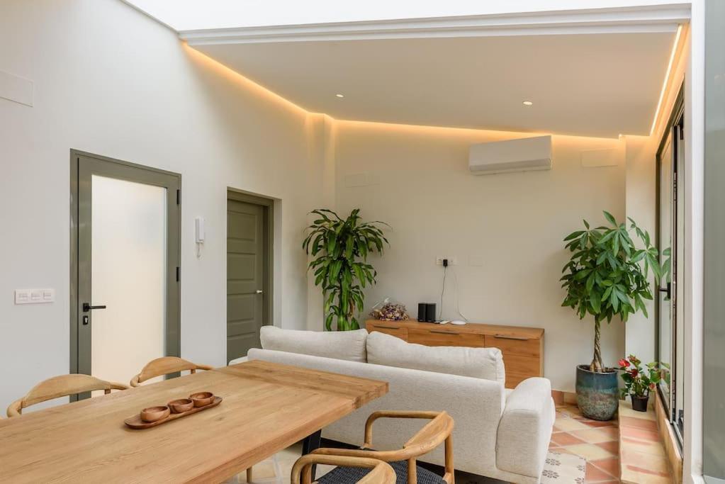 Luxury Palace Sevilla Εξωτερικό φωτογραφία